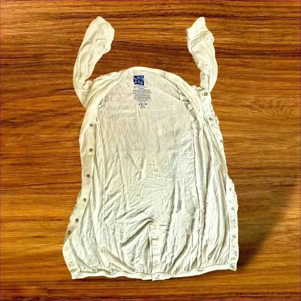 Kickee Pant 18 mo white layette w pants conversion. NL wear, Grt cnditn.